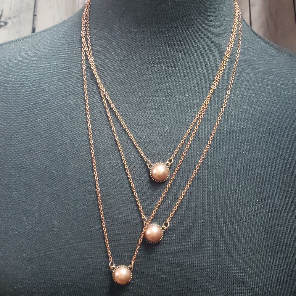 NWT Rose Gold Paparazzi Necklace and Earrings Set
